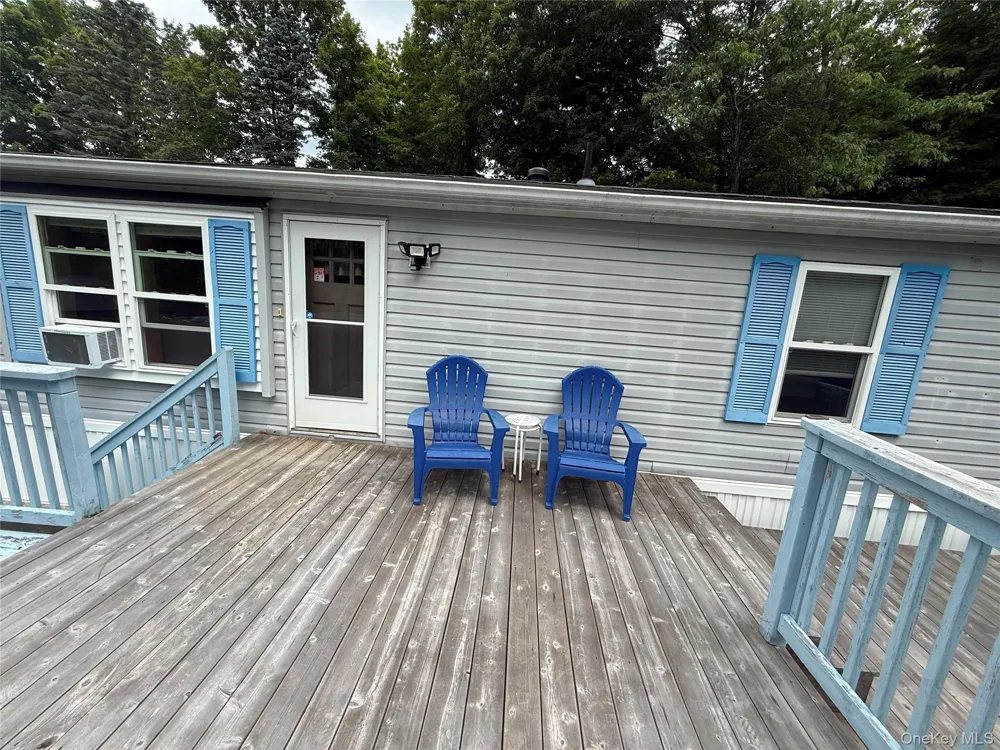 82 Church Street Wallkill, NY 12589