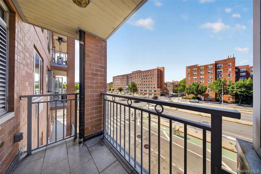 63-14 Queens Boulevard #3M Woodside, NY 11377