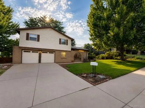 2443 S Carr Court