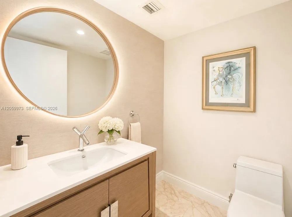 17201 Collins Ave #3501 Sunny Isles Beach, FL 33160