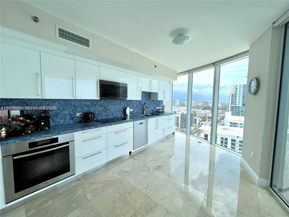17201 Collins Ave #3501 Sunny Isles Beach, FL 33160