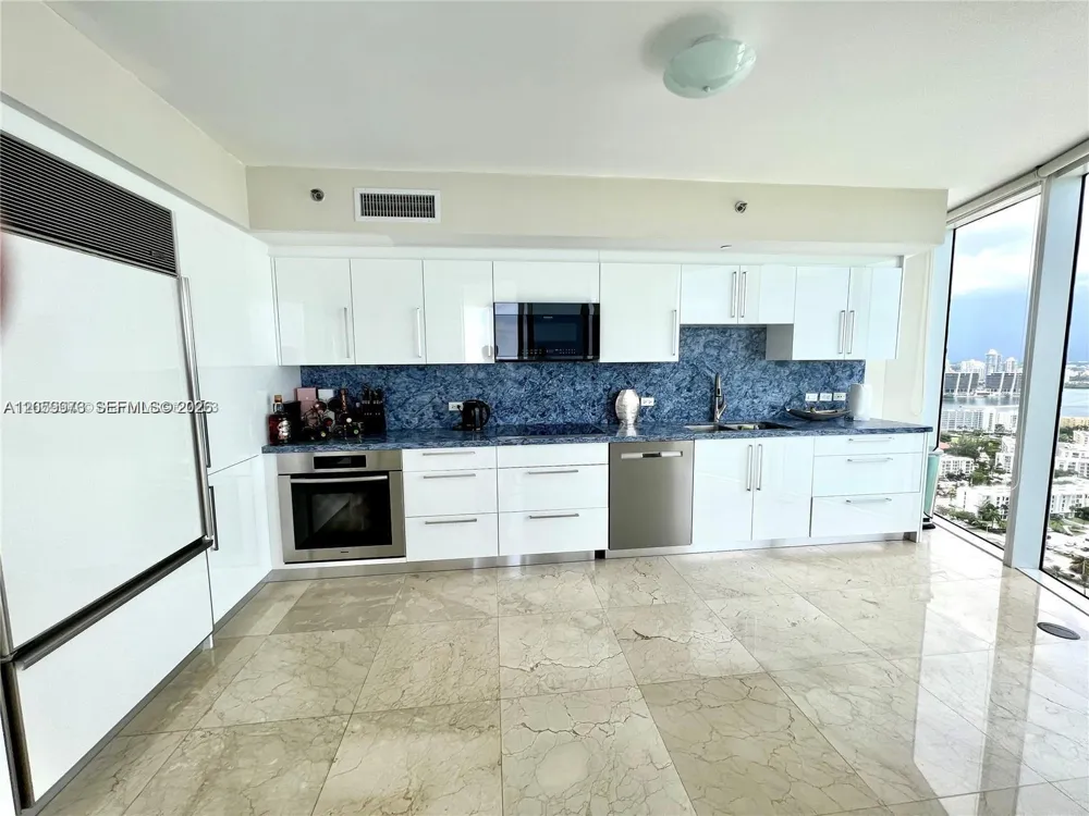 17201 Collins Ave #3501 Sunny Isles Beach, FL 33160