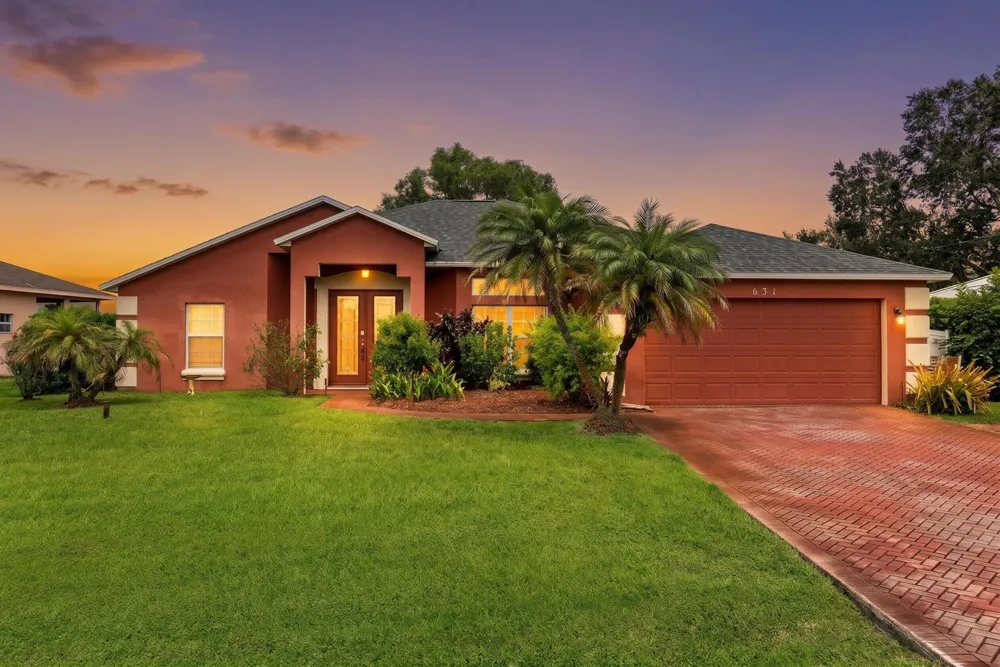 631 SE Stow Terrace Port St. Lucie, FL 34984