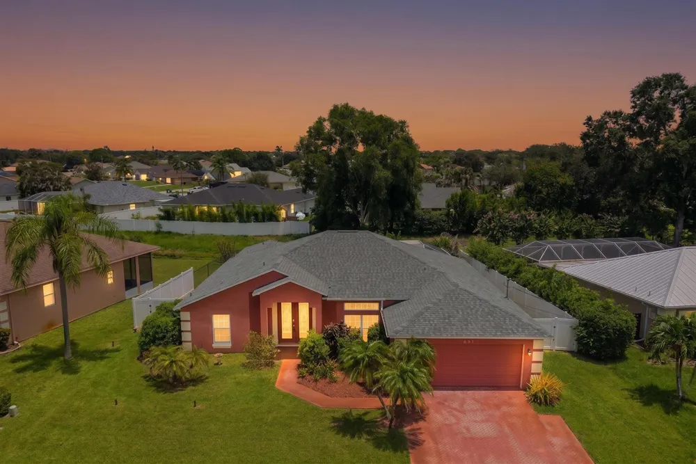 631 SE Stow Terrace Port St. Lucie, FL 34984