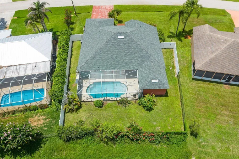 631 SE Stow Terrace Port St. Lucie, FL 34984