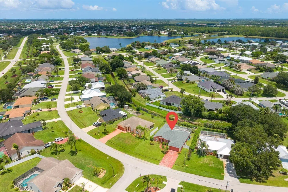 631 SE Stow Terrace Port St. Lucie, FL 34984