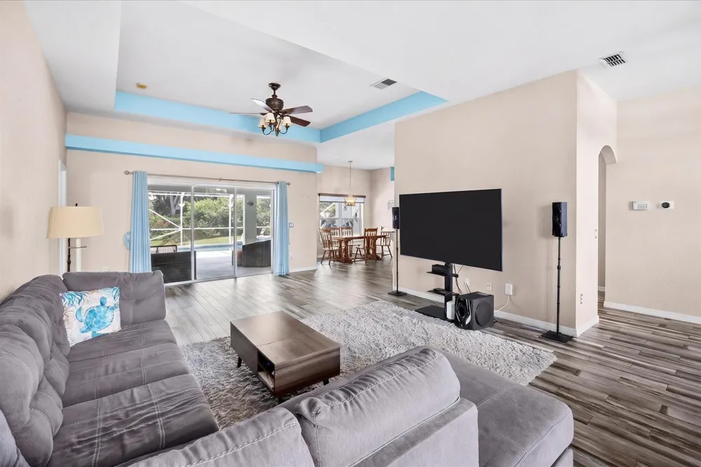 631 SE Stow Terrace Port St. Lucie, FL 34984