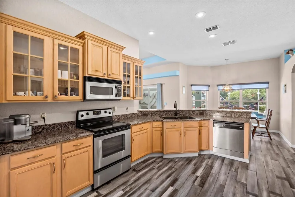 631 SE Stow Terrace Port St. Lucie, FL 34984
