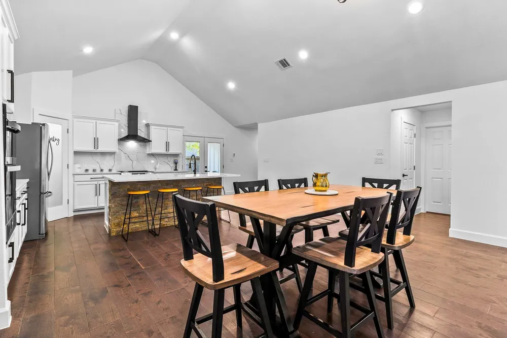 112 Glen Haven Livingston, TX 77351