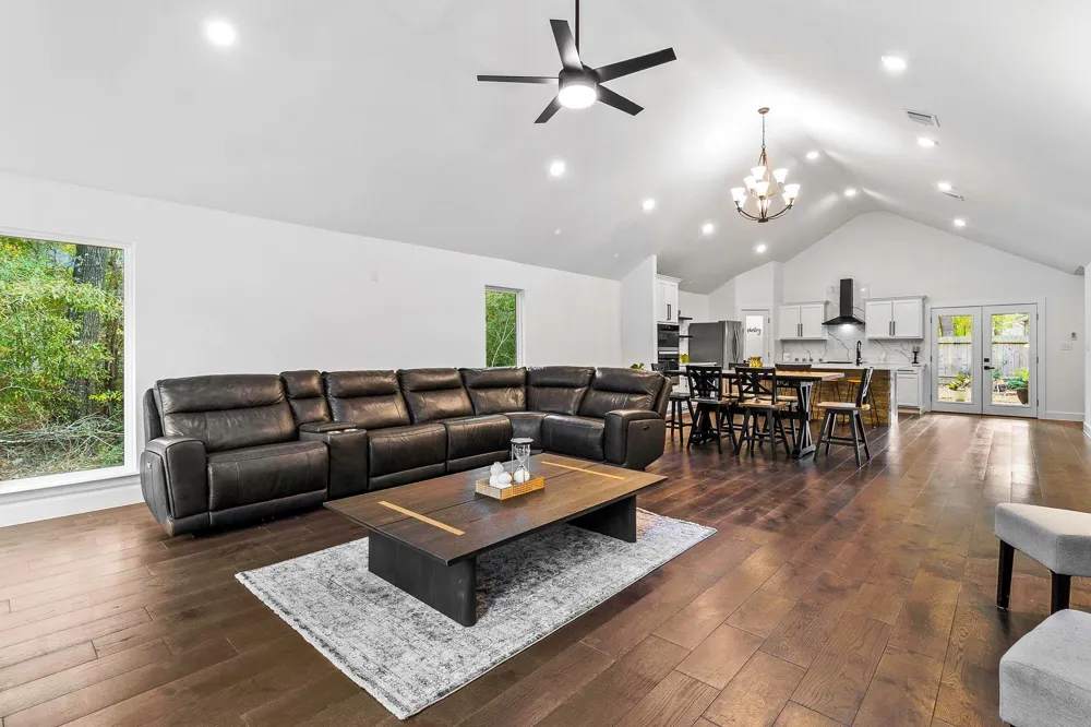 112 Glen Haven Livingston, TX 77351