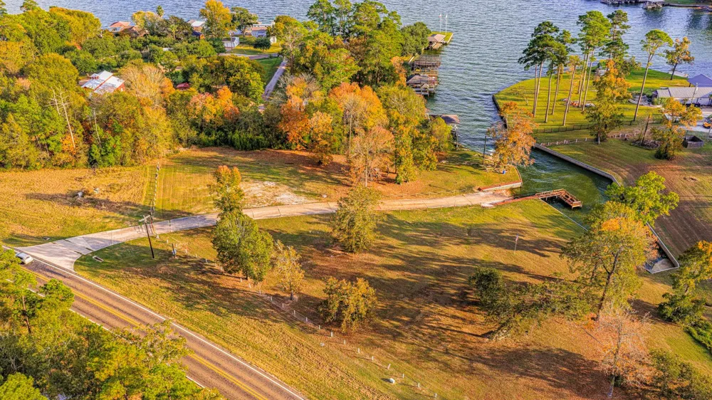 112 Glen Haven Livingston, TX 77351