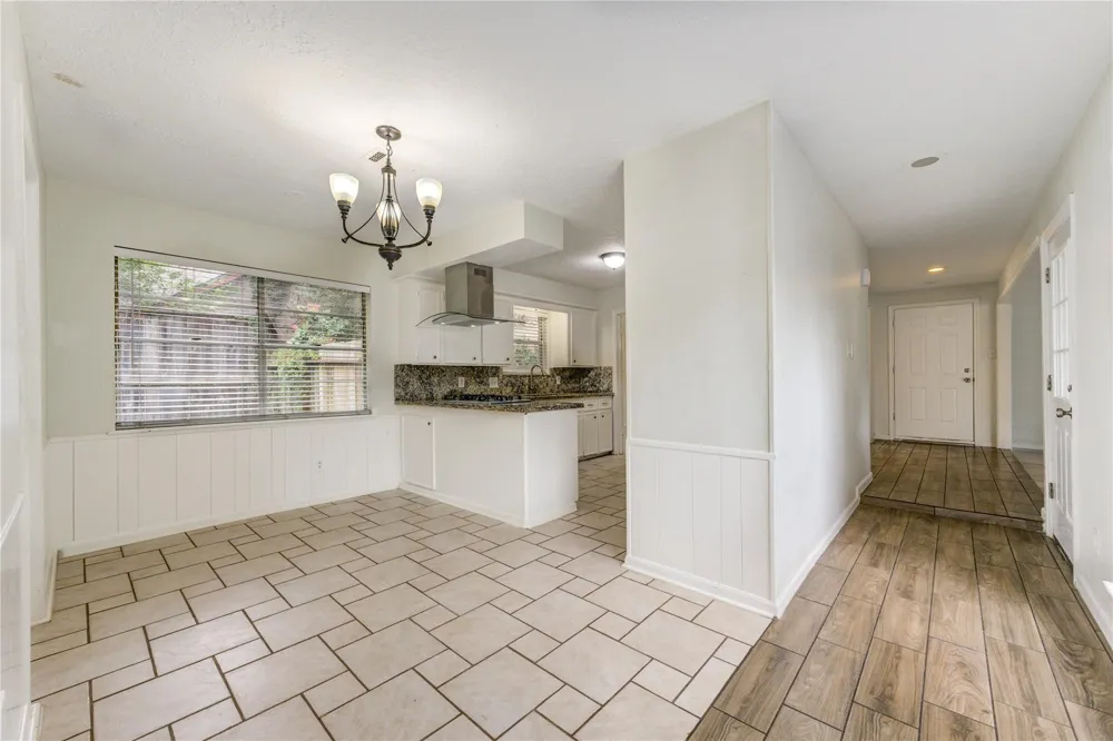 8107 Durklyn Lane Houston, TX 77070