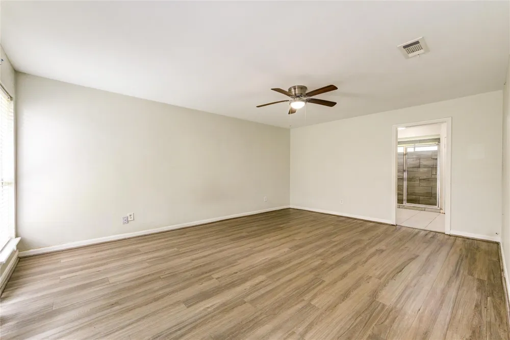 8107 Durklyn Lane Houston, TX 77070