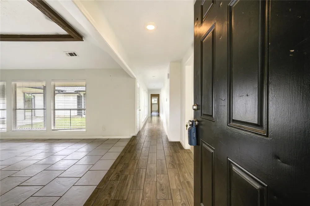 8107 Durklyn Lane Houston, TX 77070
