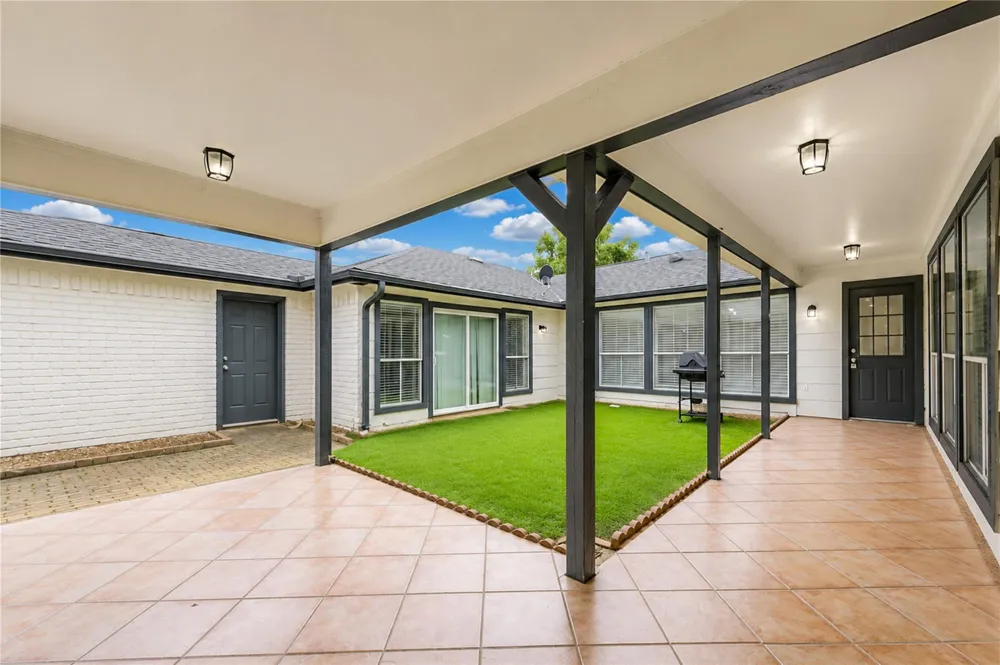 8107 Durklyn Lane Houston, TX 77070