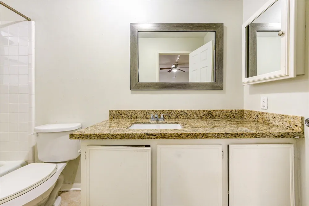 8107 Durklyn Lane Houston, TX 77070