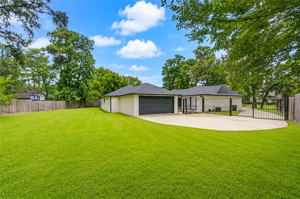 8107 Durklyn Lane Houston, TX 77070