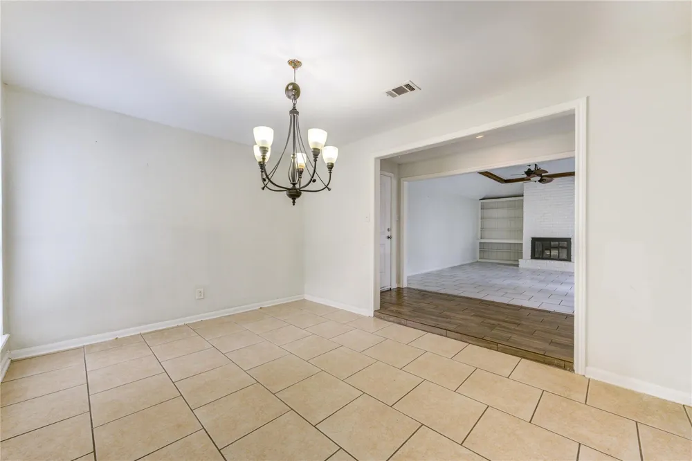 8107 Durklyn Lane Houston, TX 77070