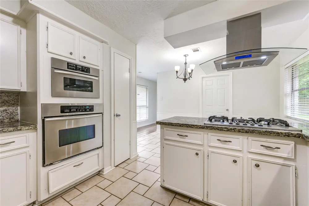 8107 Durklyn Lane Houston, TX 77070