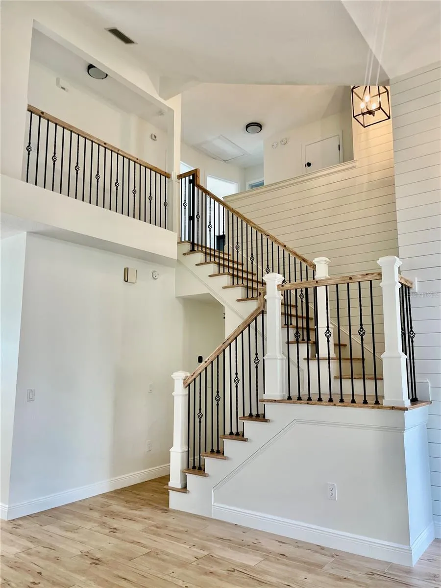 13261 ROYAL GEORGE AVENUE Odessa, FL 33556