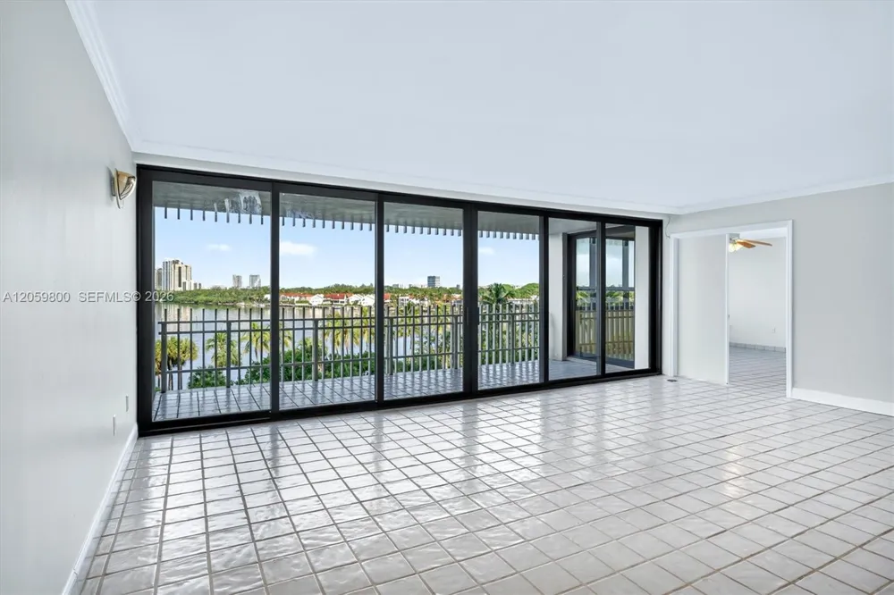 1 Grove Isle #506 Miami, FL 33133