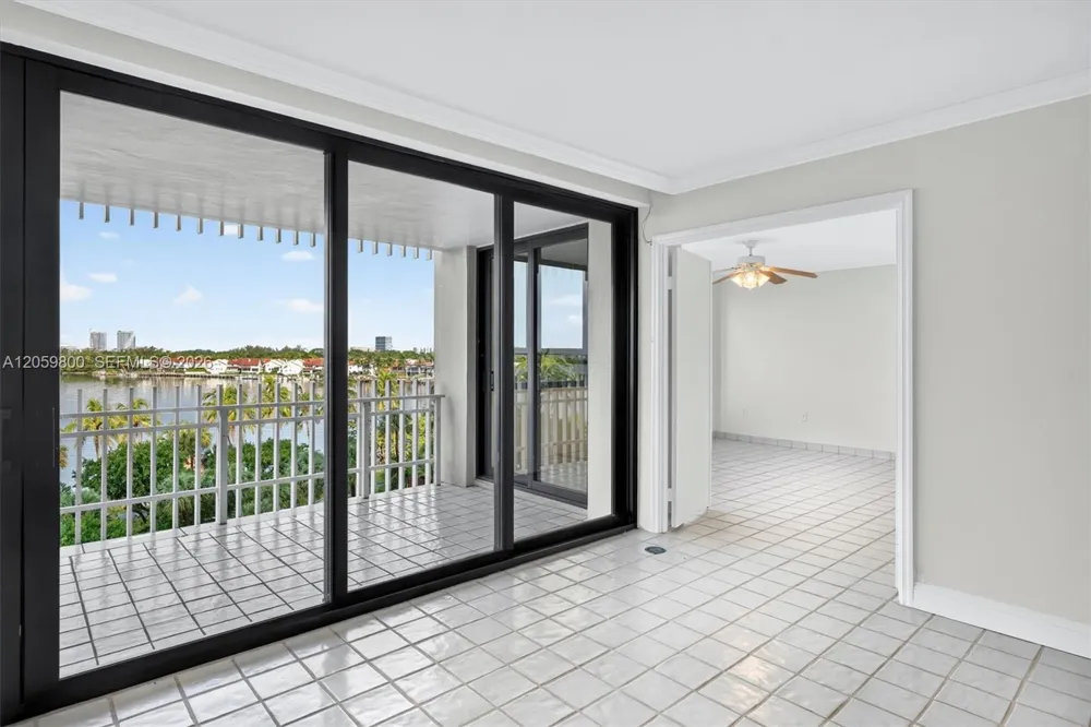 1 Grove Isle #506 Miami, FL 33133