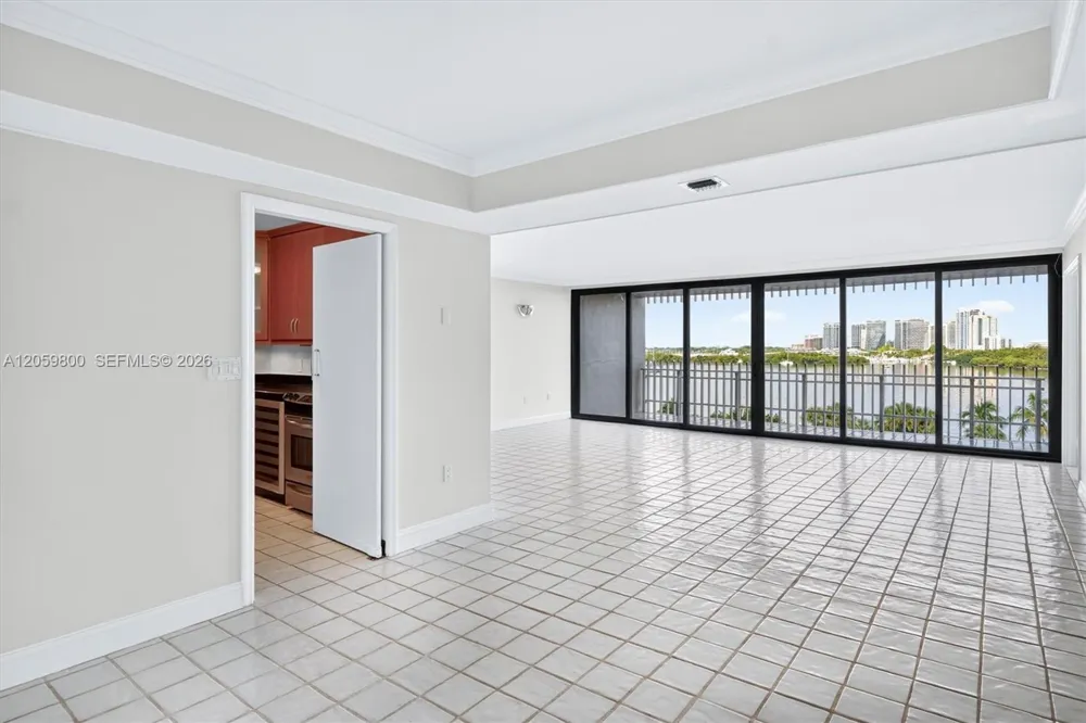 1 Grove Isle #506 Miami, FL 33133