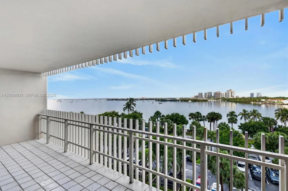 1 Grove Isle #506 Miami, FL 33133