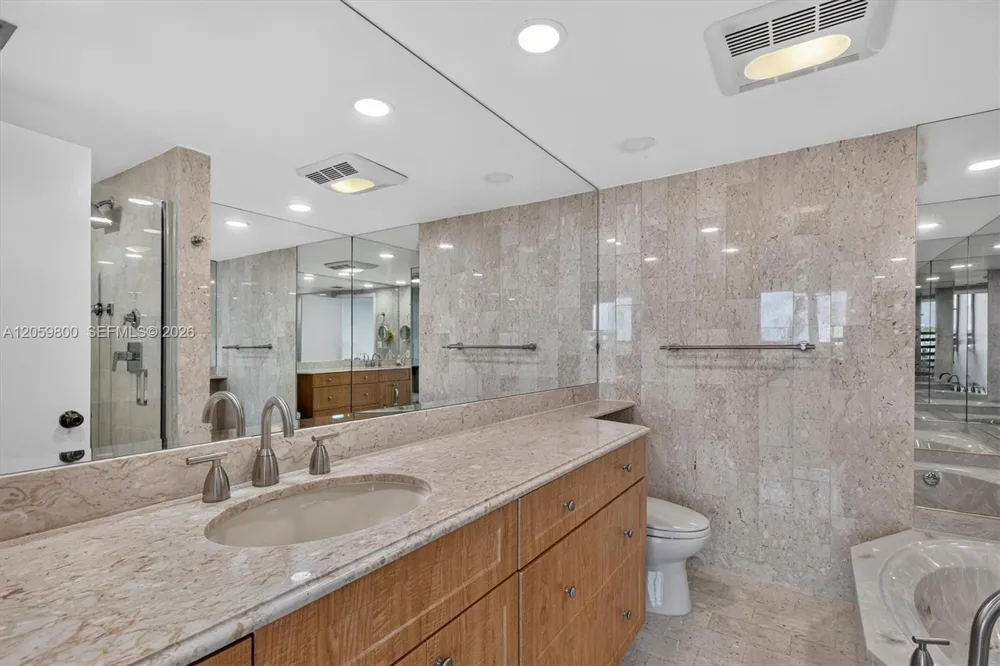 1 Grove Isle #506 Miami, FL 33133