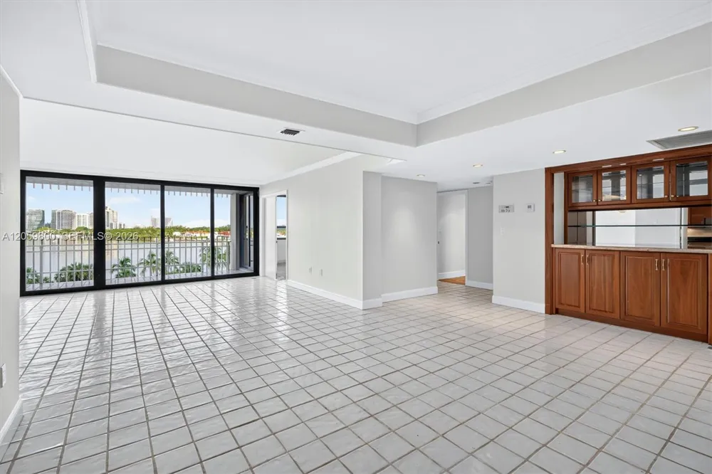 1 Grove Isle #506 Miami, FL 33133
