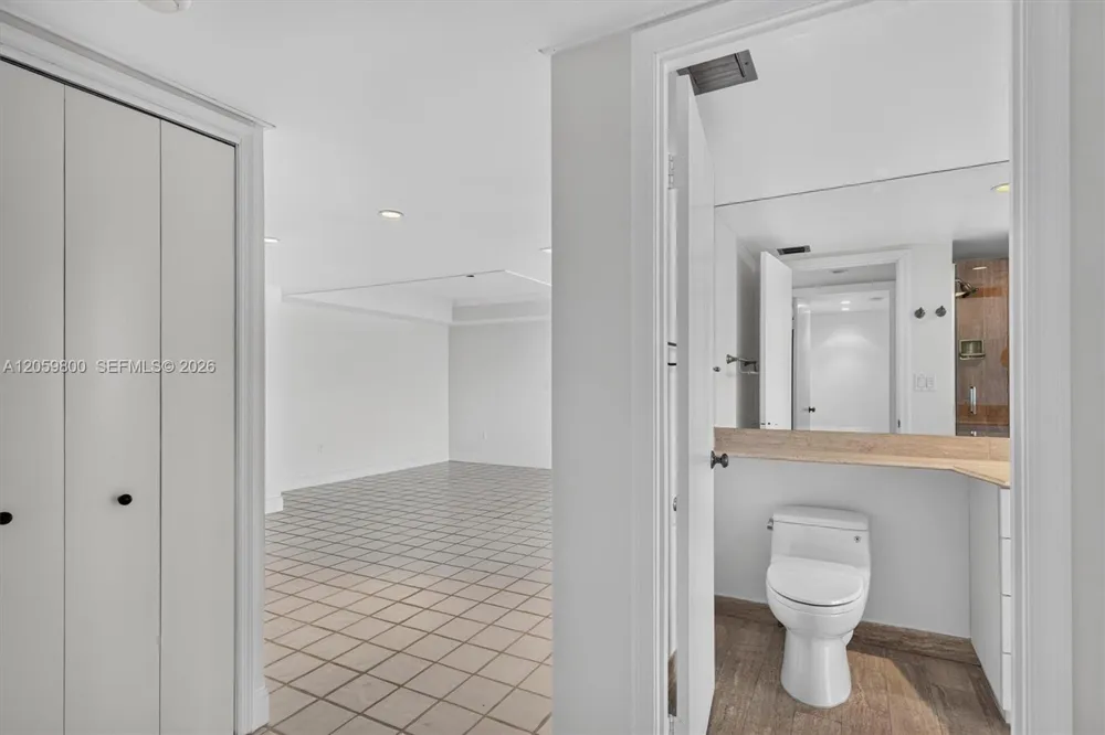 1 Grove Isle #506 Miami, FL 33133