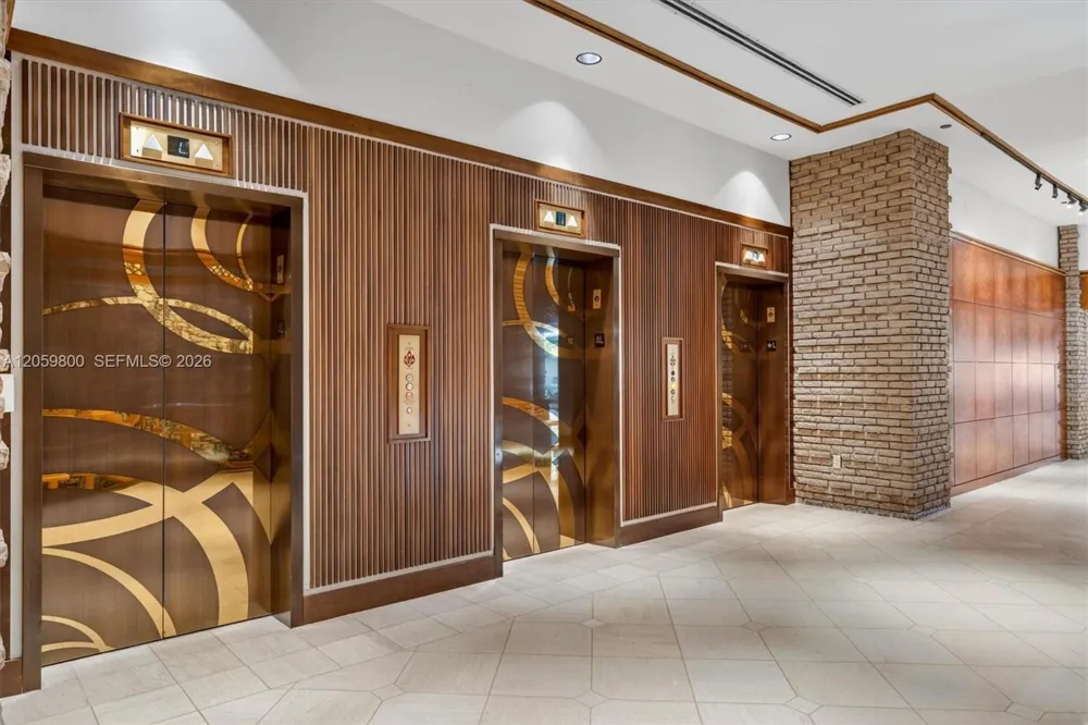 1 Grove Isle #506 Miami, FL 33133