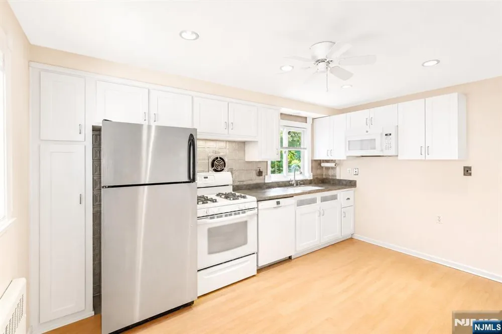 1-10 Lambert Road Fair Lawn, NJ 07410