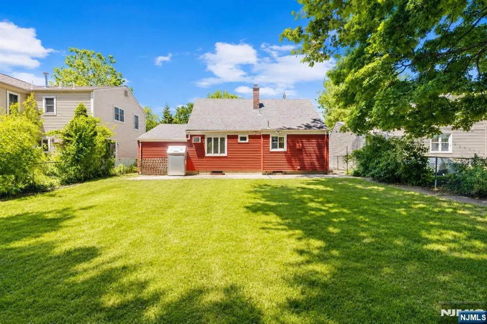 1-10 Lambert Road Fair Lawn, NJ 07410