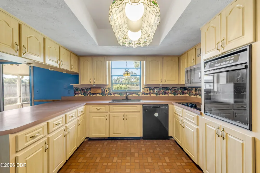 709 Tarry Town Trail Port Orange, FL 32127
