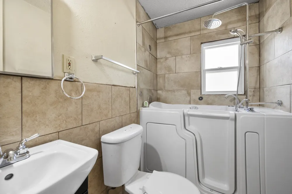4816 Eastover Avenue Fort Worth, TX 76119