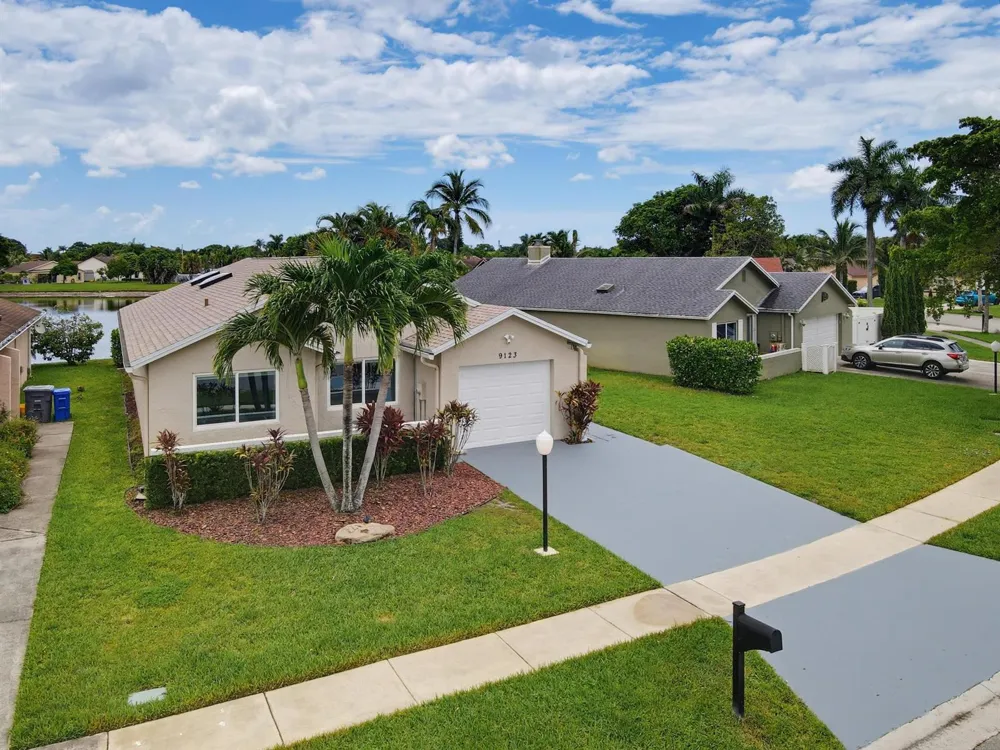 9123 PINE SPRINGS DRIVE Boca Raton, FL 33428