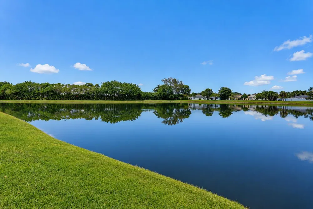 9123 PINE SPRINGS DRIVE Boca Raton, FL 33428