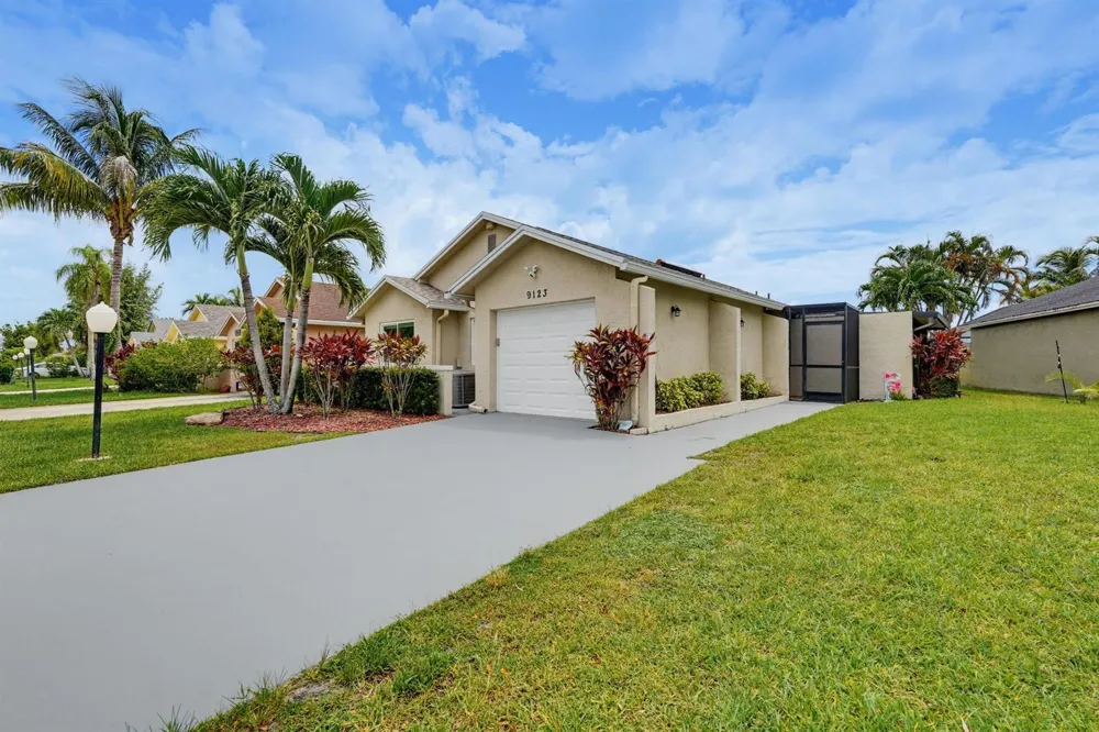 9123 PINE SPRINGS DRIVE Boca Raton, FL 33428