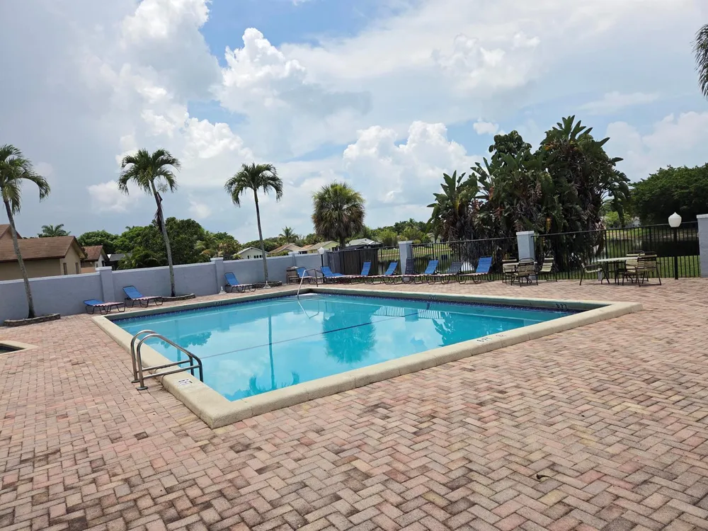 9123 PINE SPRINGS DRIVE Boca Raton, FL 33428