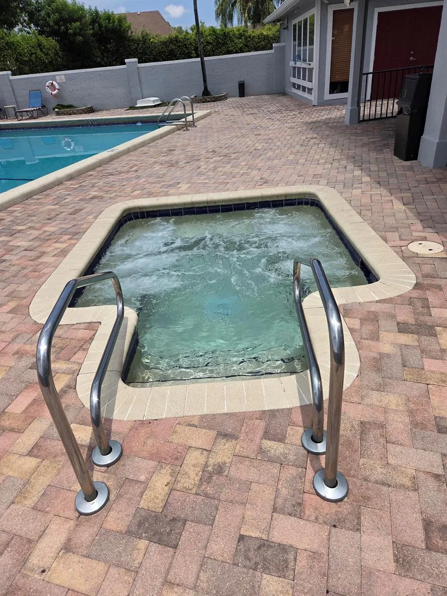 9123 PINE SPRINGS DRIVE Boca Raton, FL 33428