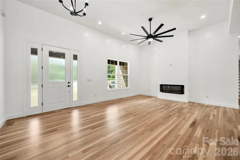 5574 Bucks Garage Road Catawba, NC 28650