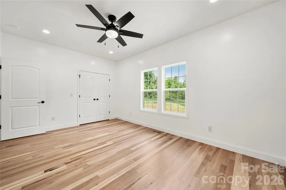5574 Bucks Garage Road Catawba, NC 28650