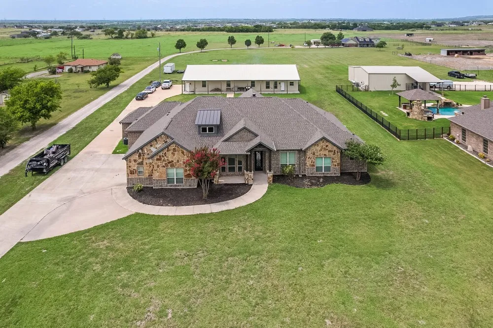 239 Armstrong Road Venus, TX 76084