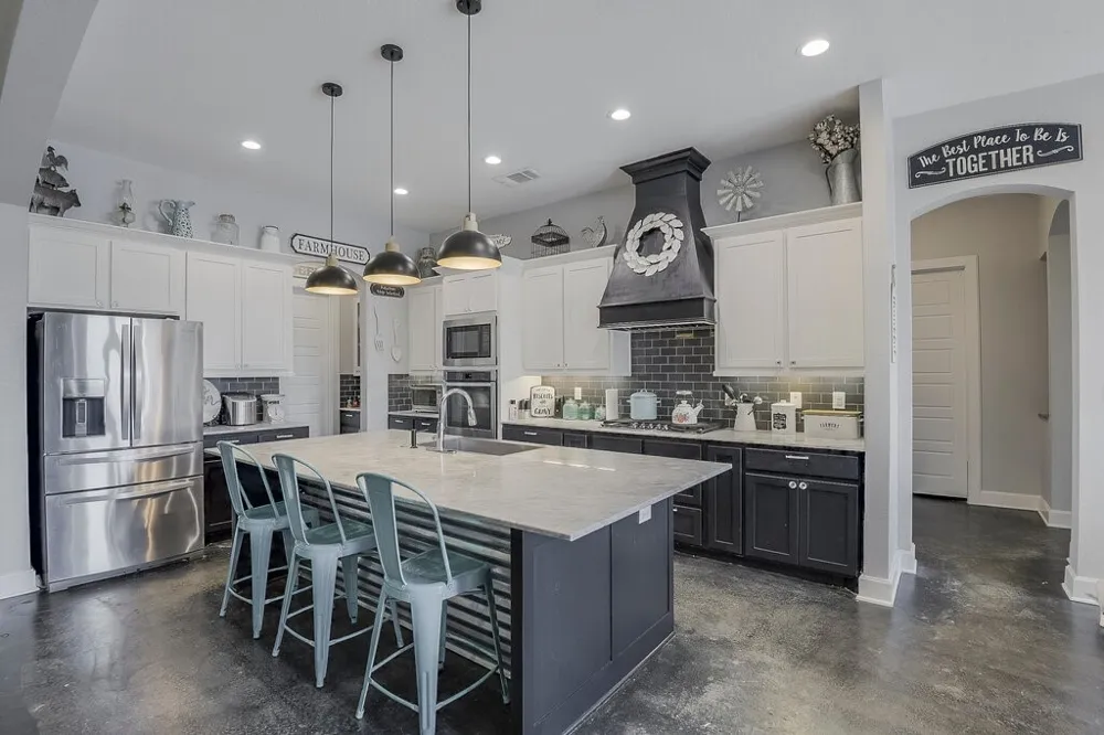 239 Armstrong Road Venus, TX 76084