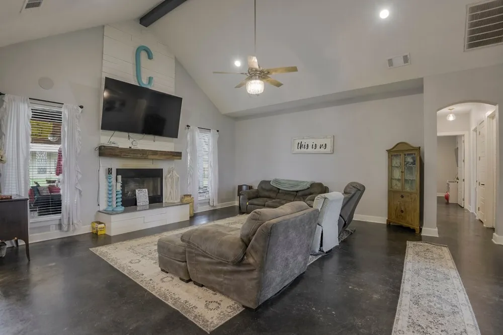 239 Armstrong Road Venus, TX 76084