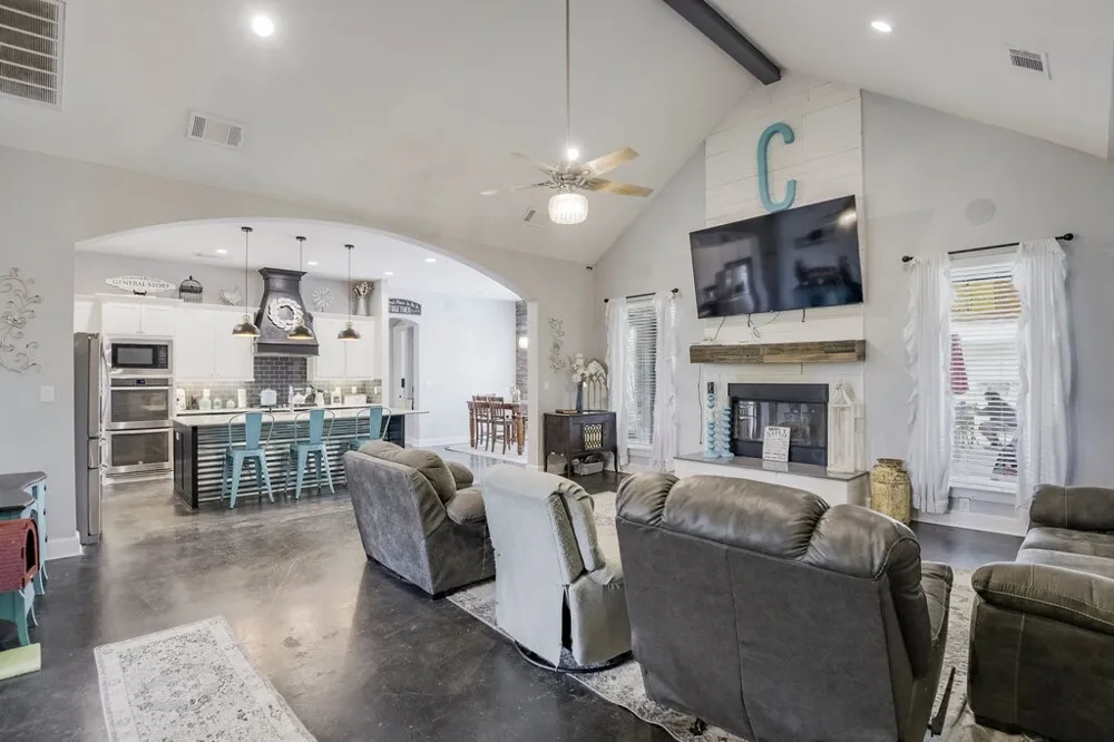 239 Armstrong Road Venus, TX 76084