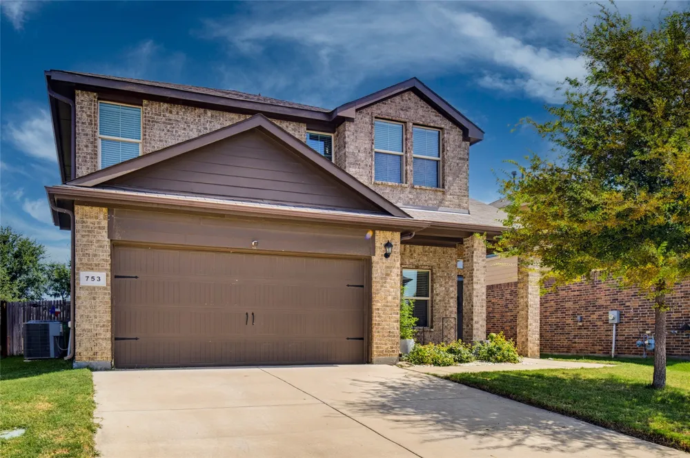 753 Rutherford Drive Crowley, TX 76036