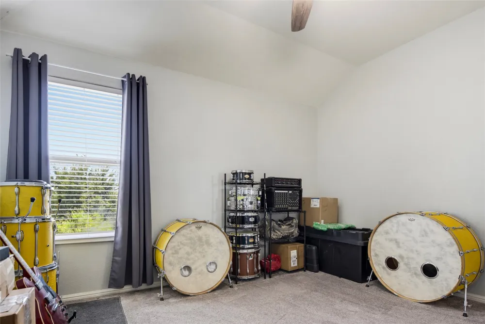 753 Rutherford Drive Crowley, TX 76036