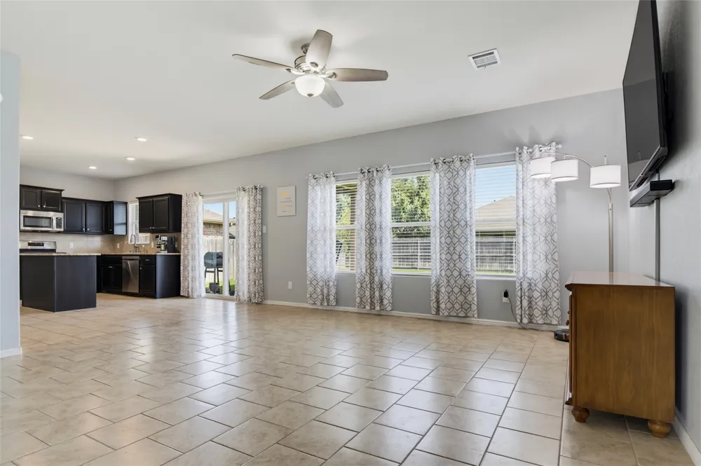 753 Rutherford Drive Crowley, TX 76036